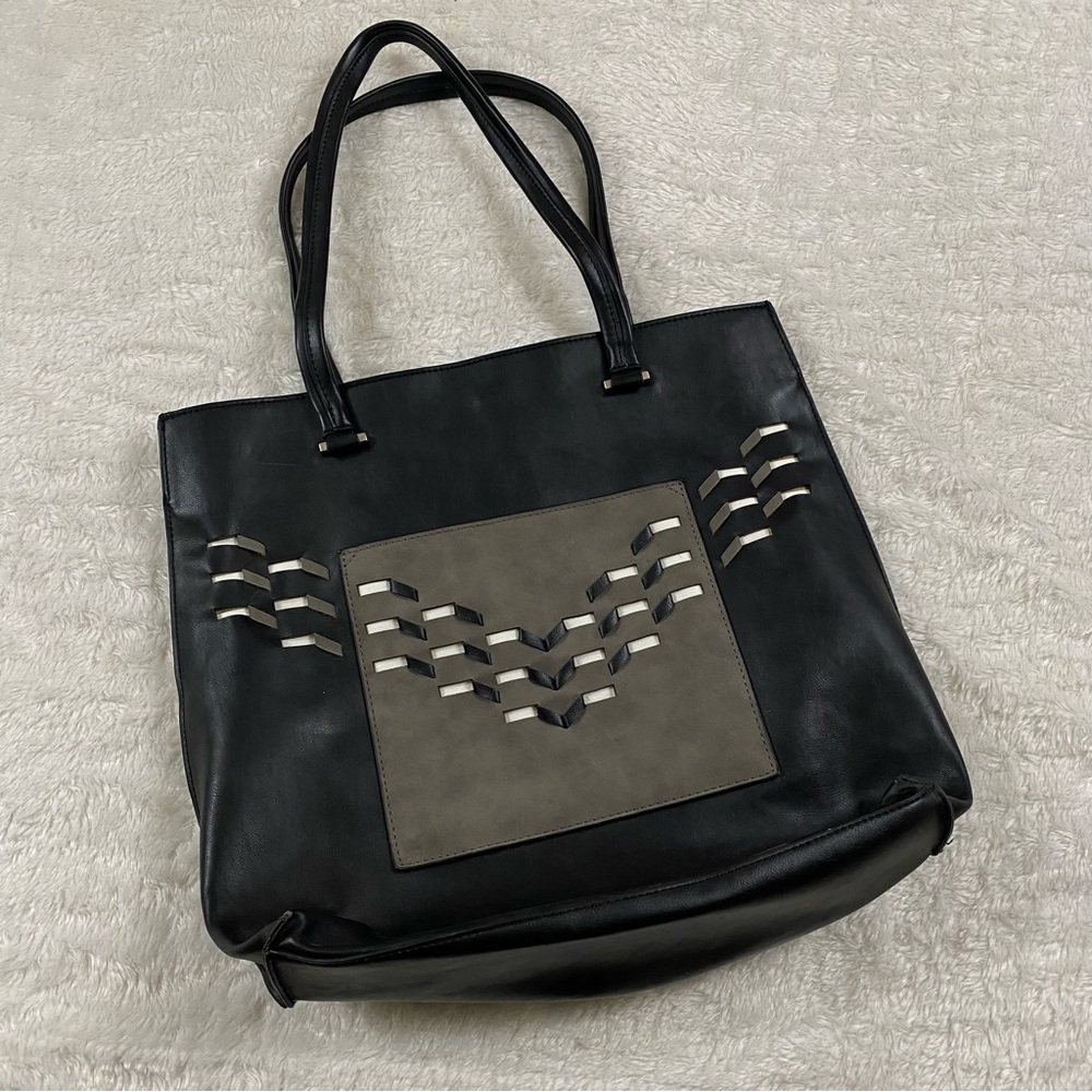 Danielle Nicole Black & Gray Faux Leather Fringe Lonna Tote Bag Purse